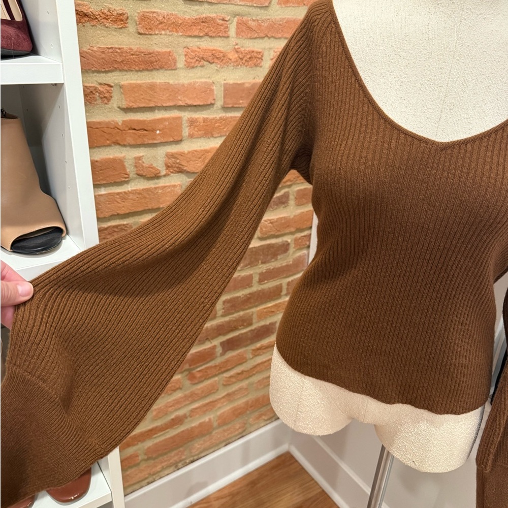 Brown V-Neck Ribbed Sweater - Picture 2 of 4